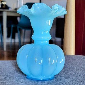 Vintage Fenton Blue Melon Ruffle Crimped Edge Vase 5 1/2" with globe body tulip